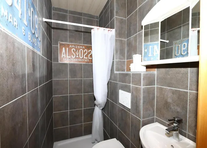 And Terrace In 公寓