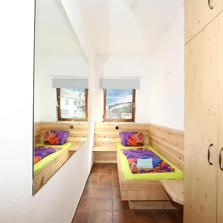 And Terrace In Appartement Längenfeld